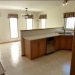 Kitchen/Dining Kitchen/Dining